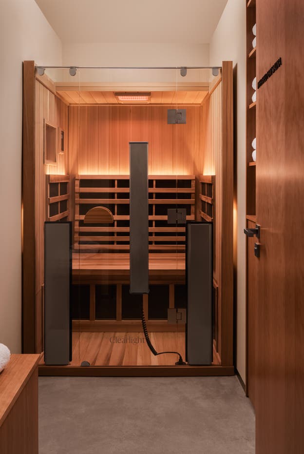 You can also heat with an infrared sauna and photobiomodulation.